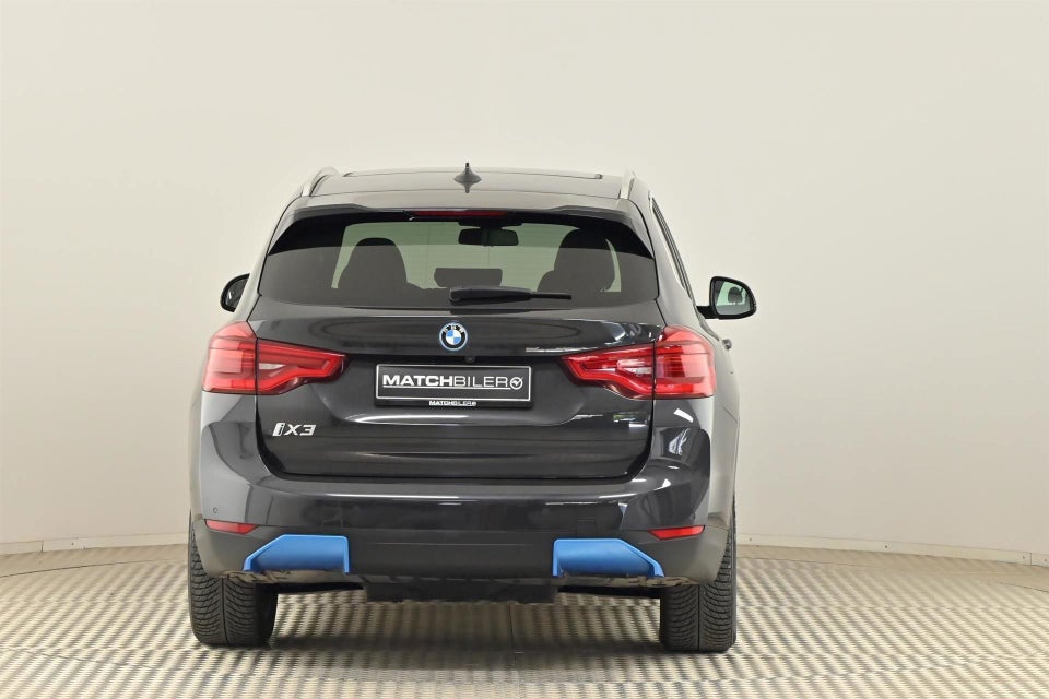 BMW iX3 Charged 5d