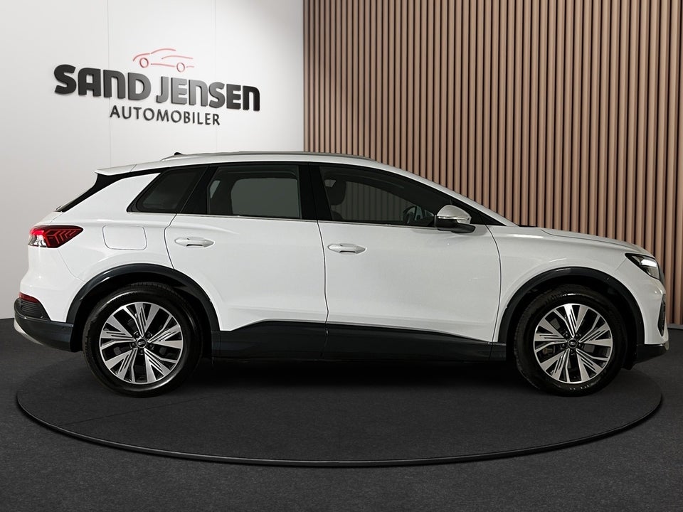 Audi Q4 e-tron 45 Progress 5d