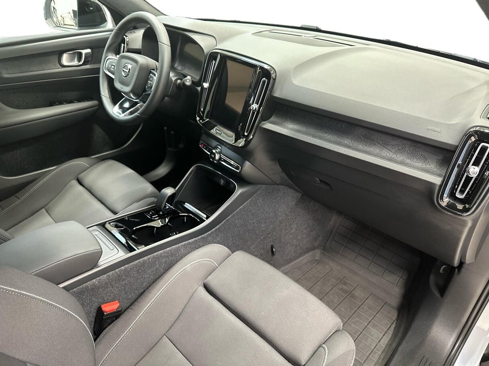 Volvo XC40 ReCharge Extended Range Core 5d
