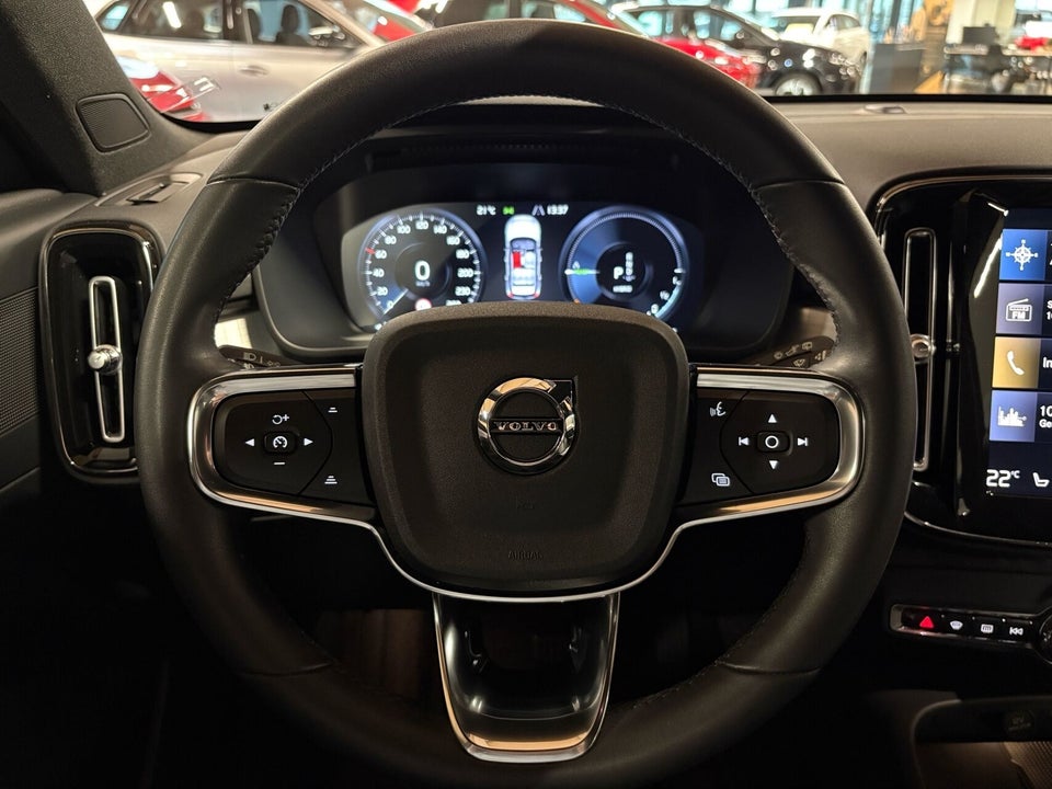 Volvo XC40 1,5 T5 ReCharge Plus Dark aut. 5d