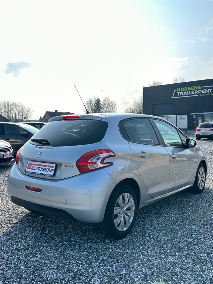 Peugeot 208 1,0 VTi Active 5d