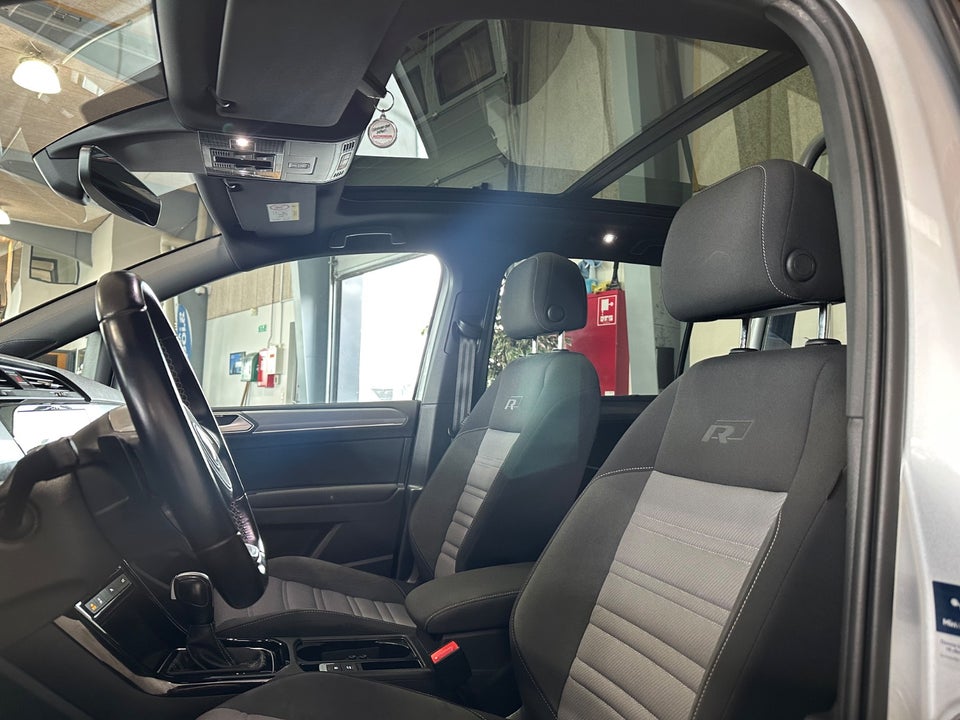 VW Touran 1,5 TSi 150 R-line DSG Van 5d