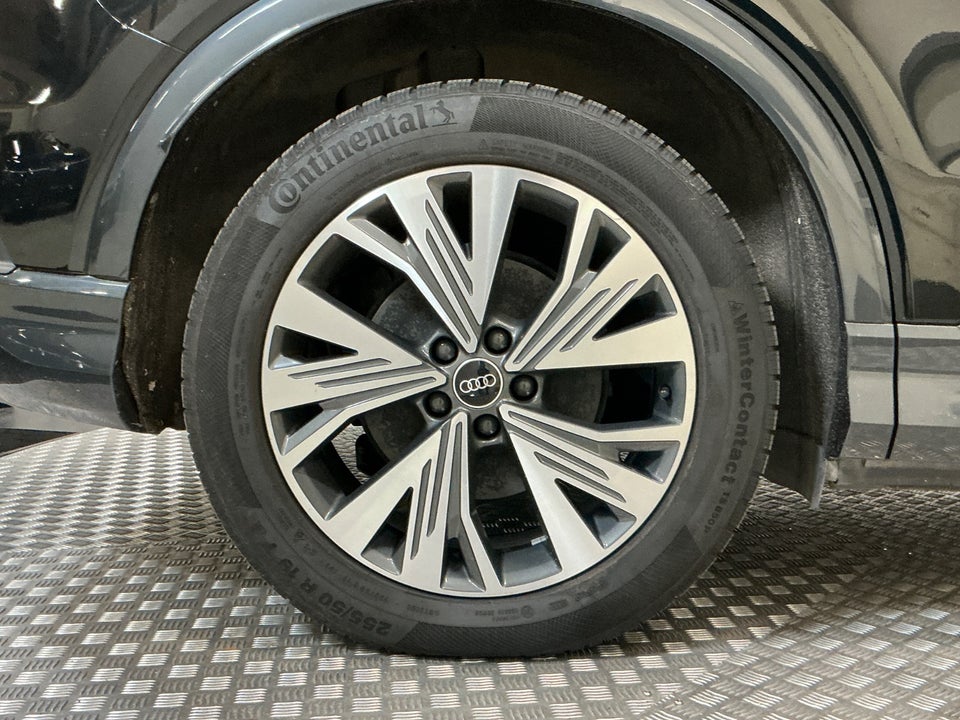 Audi Q4 e-tron 40 Advanced 5d