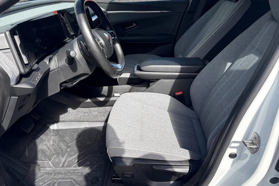 Renault Megane E-Tech 40 Equilibre 5d