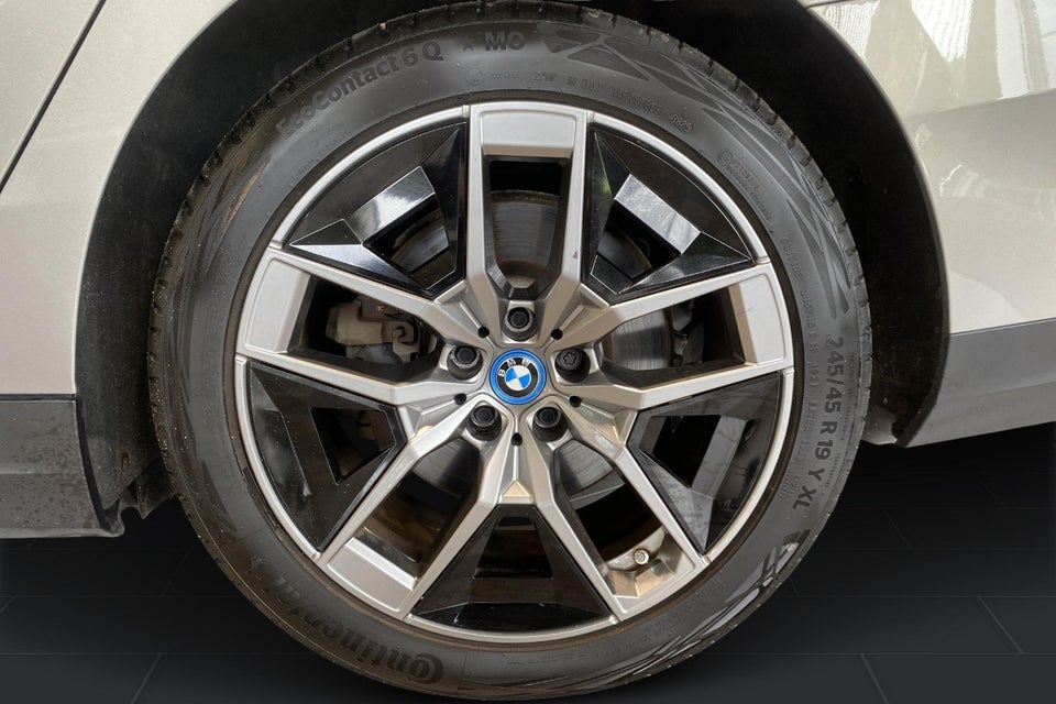 BMW i5 eDrive40 Sport Line 4d