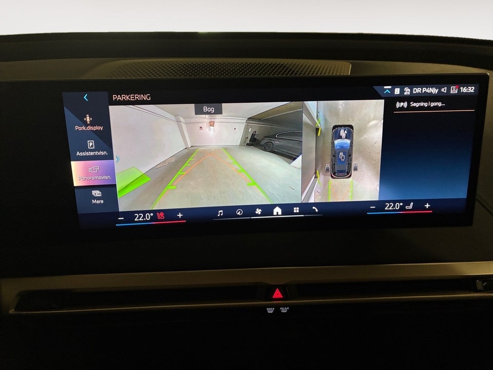 BMW iX xDrive40 Supercharged 5d