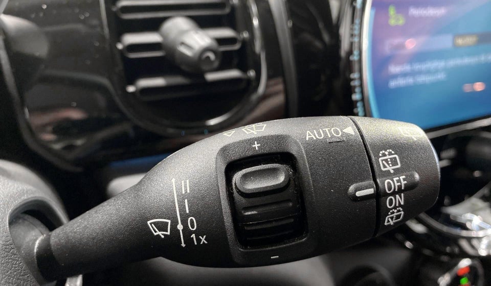 MINI Cooper SE Maximise 3d