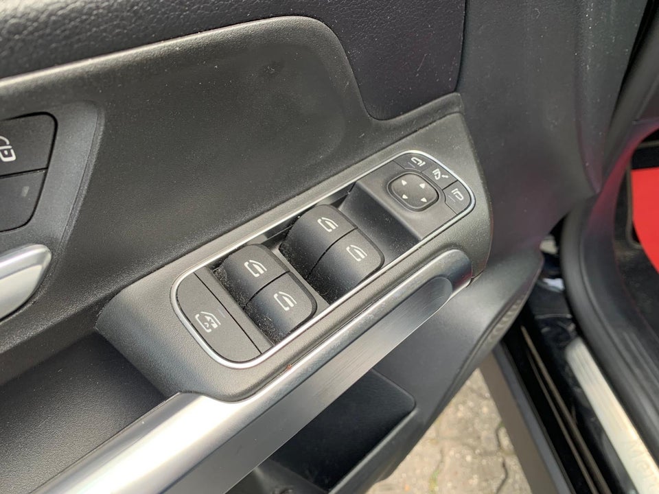 Mercedes GLB200 1,3 Progressive Line aut. 7prs 5d