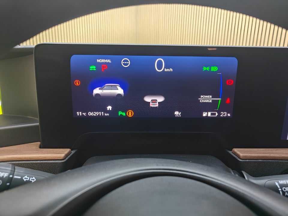 Honda e Advance 5d