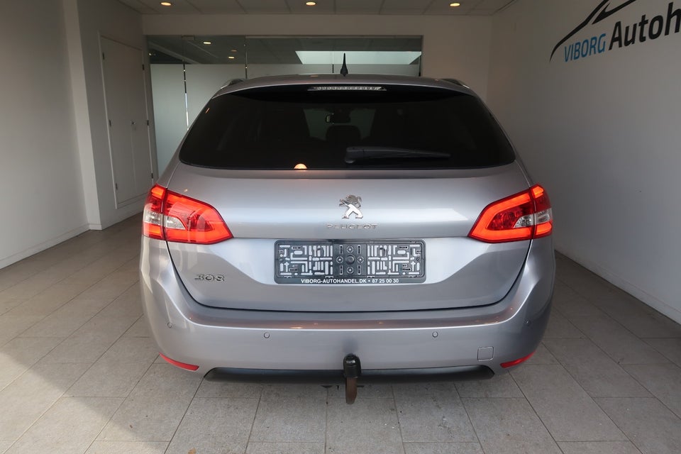 Peugeot 308 1,6 BlueHDi 120 Envy Sky SW 5d