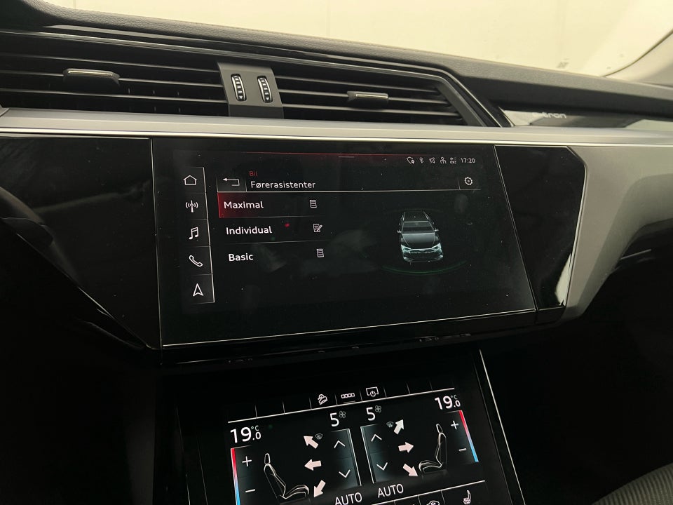 Audi e-tron 55 S-line Prestige quattro 5d