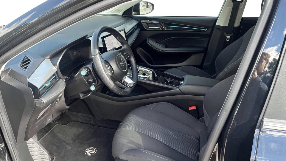 MG MG5 61 Comfort 5d
