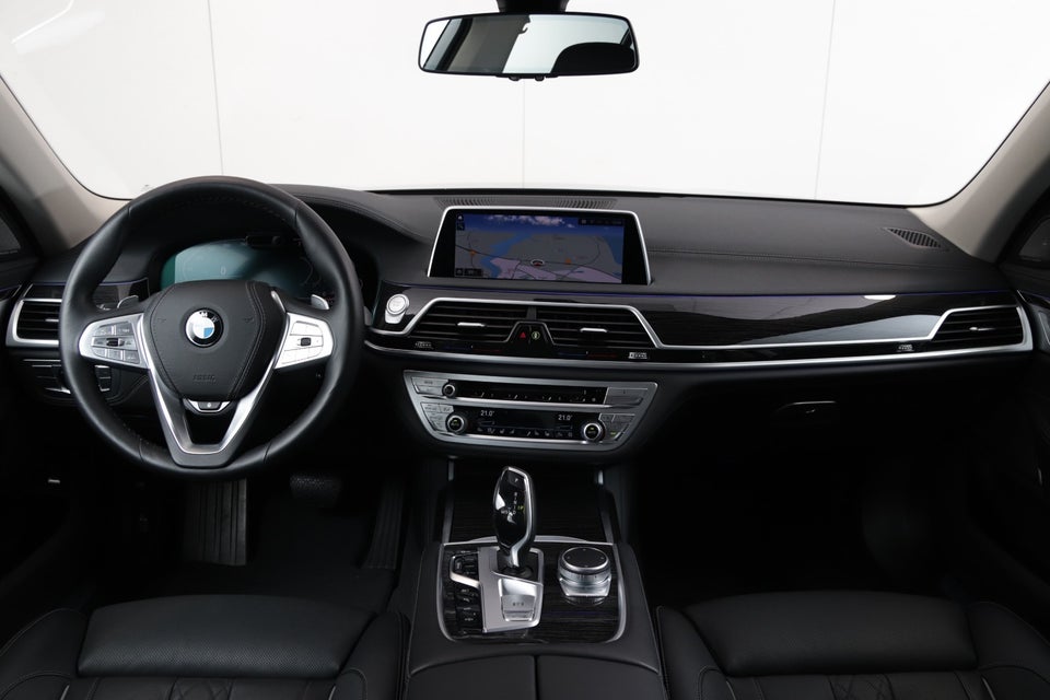 BMW 745e 3,0 Connected aut. 4d