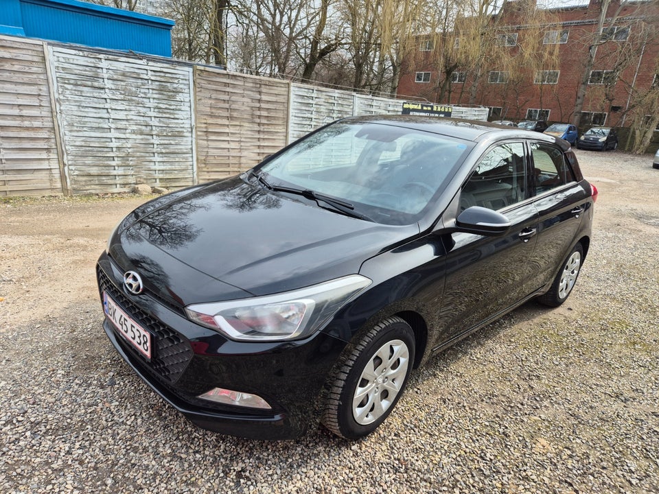 Hyundai i20 1,25 Trend 5d