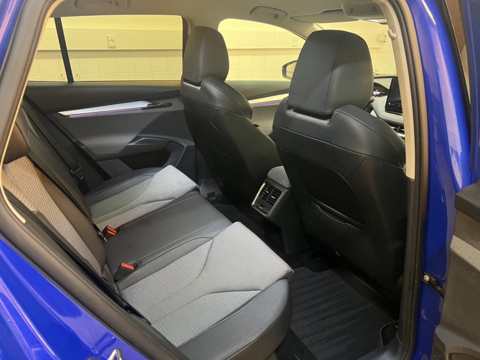 Skoda Enyaq 80 iV Loft 5d