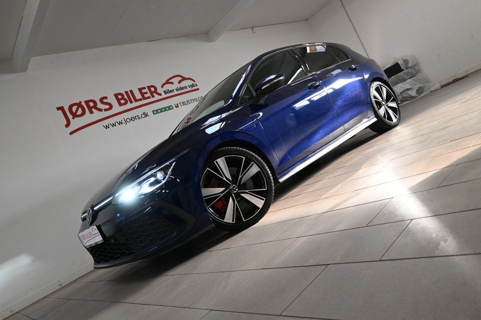 VW Golf VIII 1,4 GTE DSG 5d