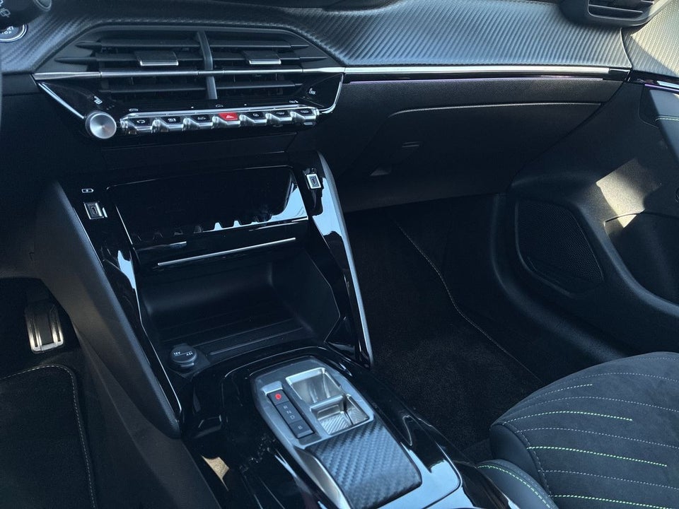 Peugeot e-208 54 GT Pack 5d
