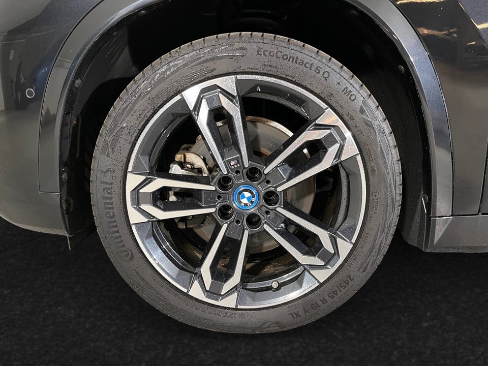 BMW iX1 xDrive30 M-Sport Premium 5d