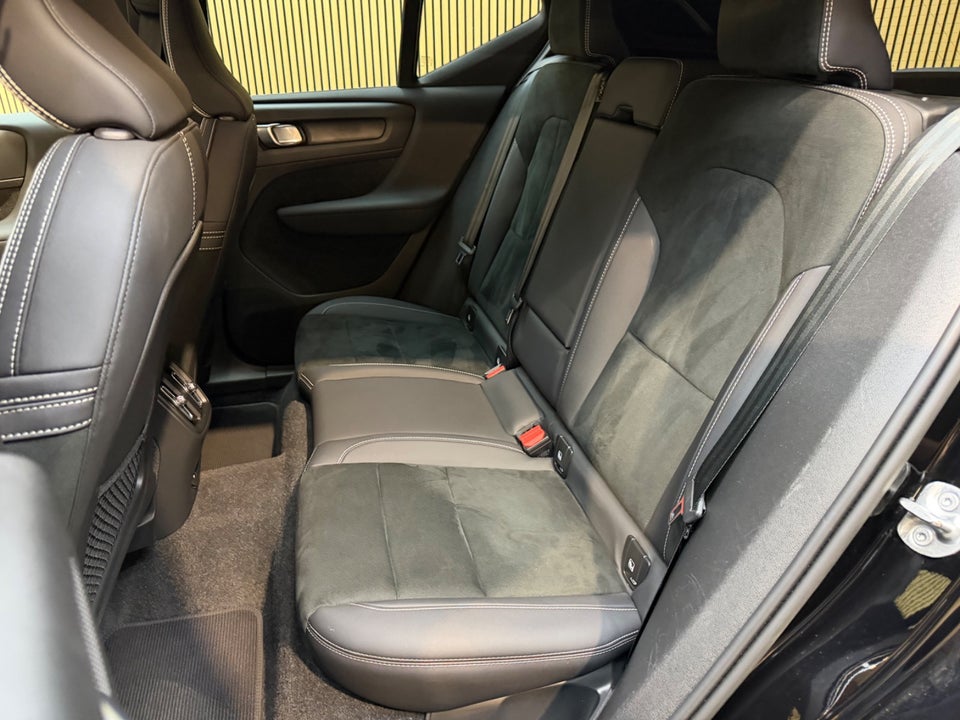 Volvo XC40 P6 ReCharge Core 5d