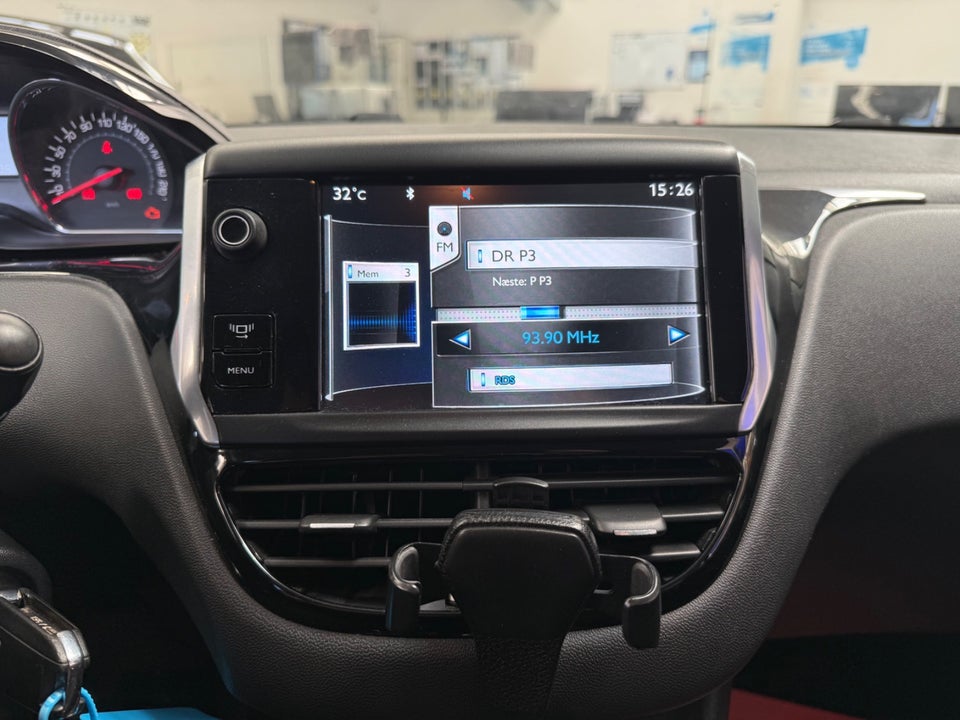 Peugeot 208 1,2 VTi Active 5d