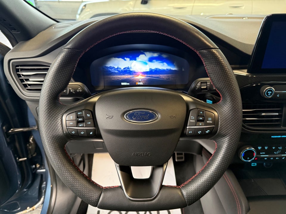 Ford Kuga 2,5 PHEV ST-Line X CVT 5d