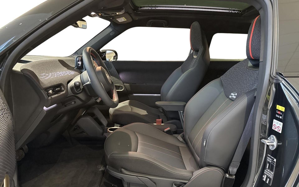 MINI Cooper SE JCW Trim M 3d