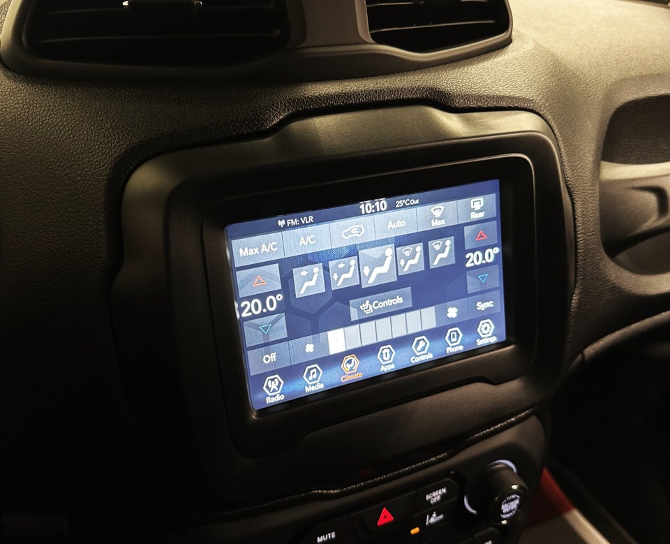 Jeep Renegade 1,4 M-Air 140 Limited DCT 5d