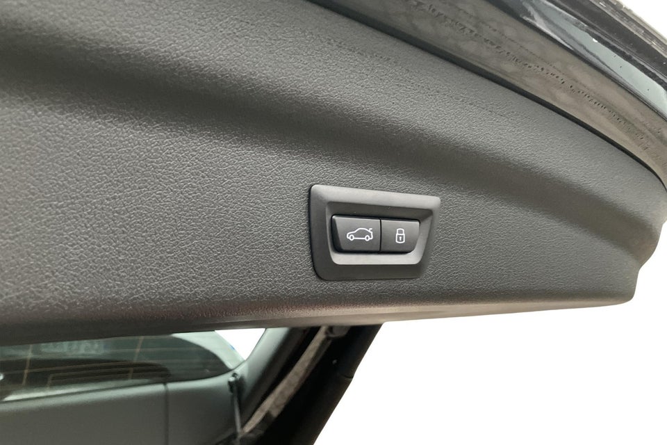 BMW iX1 eDrive20 M-Sport 5d