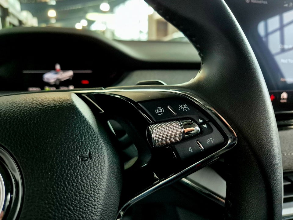 Skoda Enyaq 80 iV Loft 5d