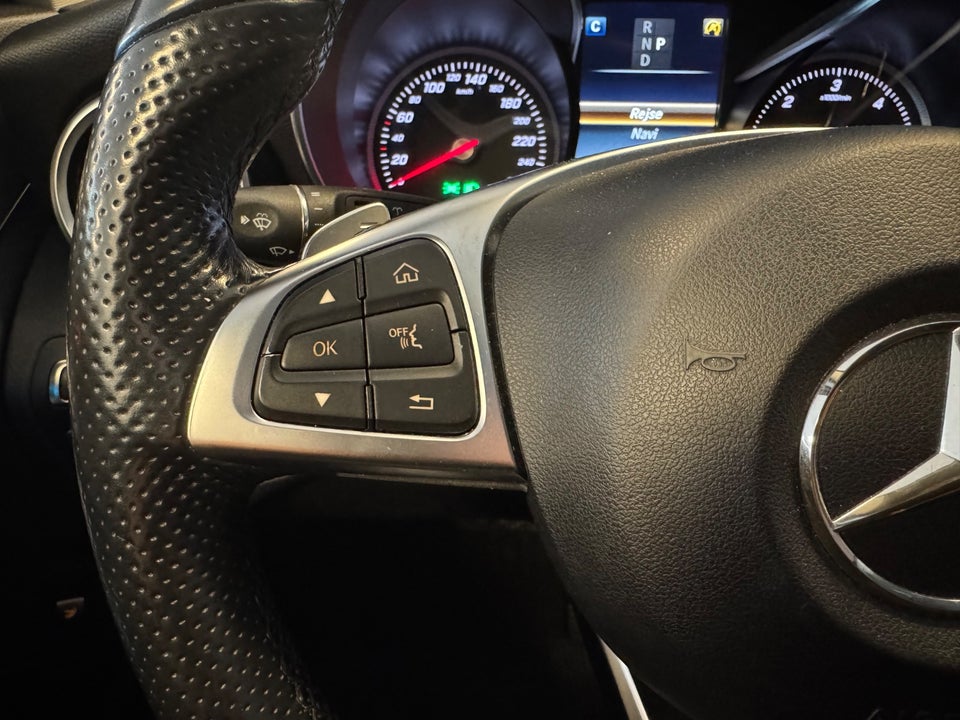 Mercedes C220 d 2,2 AMG Line stc. aut. 5d