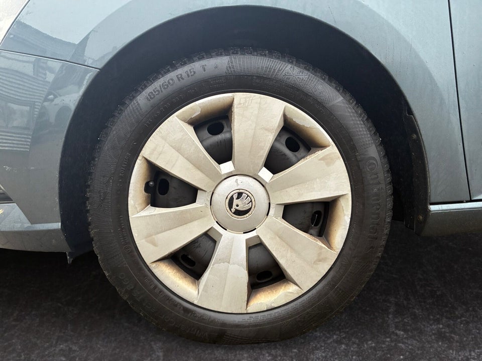 Skoda Fabia 1,0 MPi 60 Ambition 5d