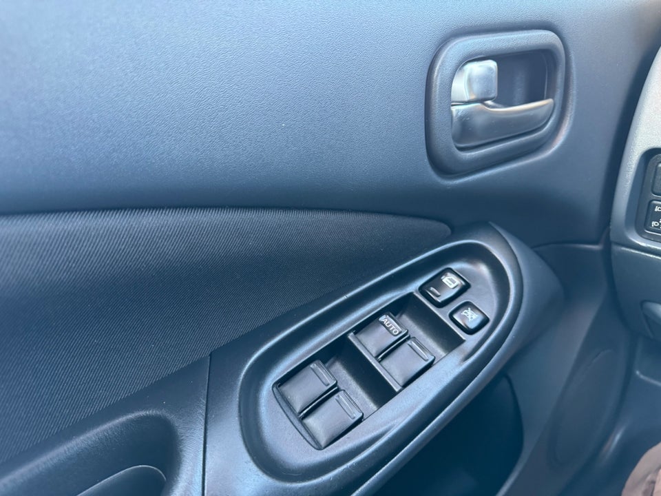 Nissan Almera 1,5 Porto 5d