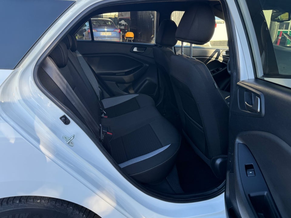 Hyundai i20 1,25 Vision+ 5d