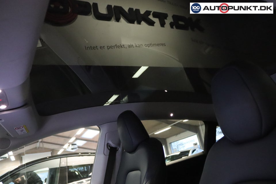 Tesla Model Y Long Range AWD 5d