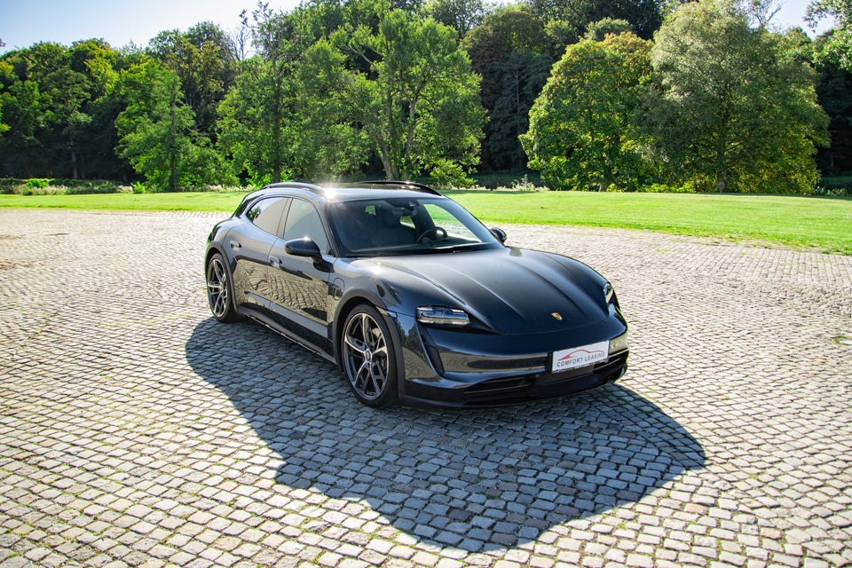 Porsche Taycan 4 Performance+ Cross Turismo 5d