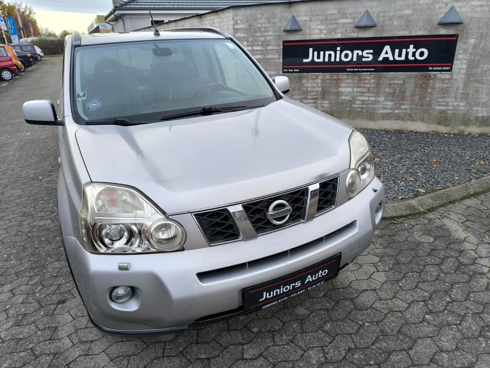 Nissan X-Trail 2,5 LE CVT 4x4 Van 5d