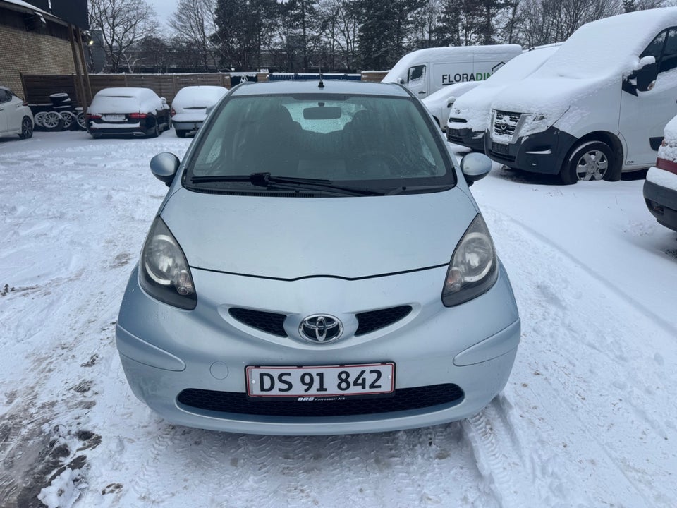 Toyota Aygo 1,0 Plus 5d