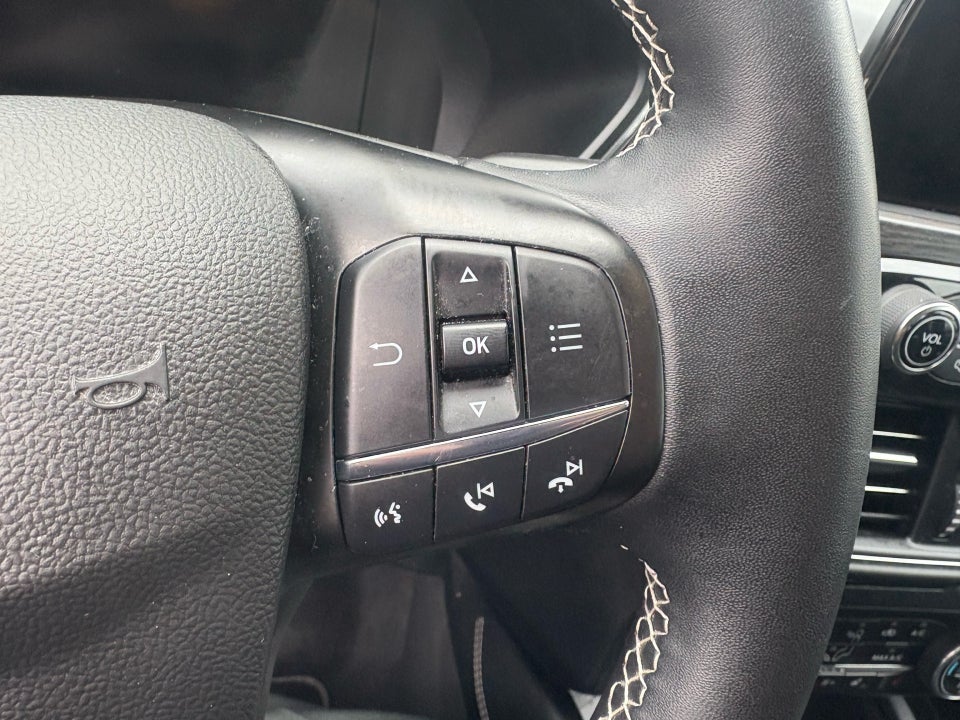 Ford Kuga 2,5 PHEV Vignale CVT 5d