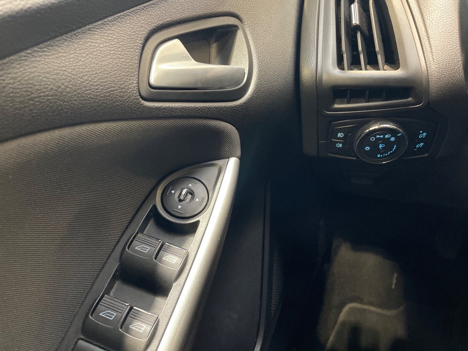 Ford Focus 1,0 SCTi 100 Edition ECO 5d