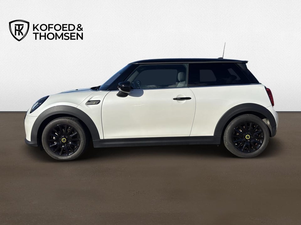MINI Cooper SE Essential 3d
