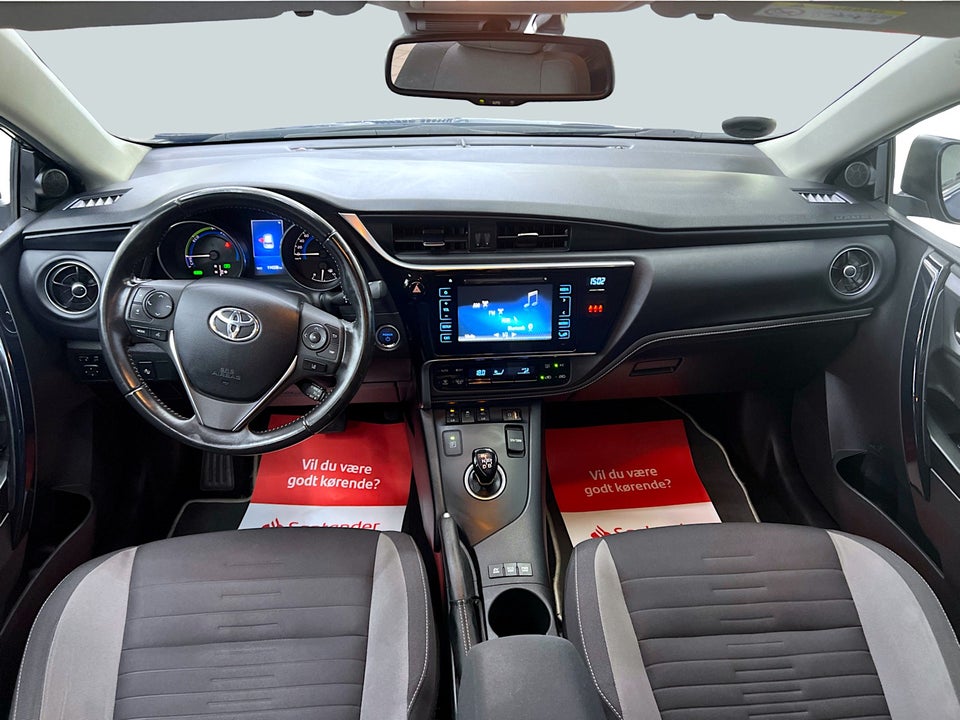 Toyota Auris 1,8 Hybrid H2 Comfort CVT 5d