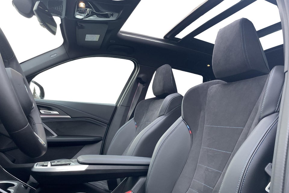 BMW iX1 eDrive20 M-Sport Pro 5d