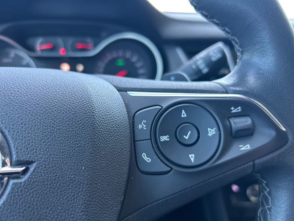 Opel Grandland X 1,6 Hybrid4 Cosmo Prestige aut. 5d