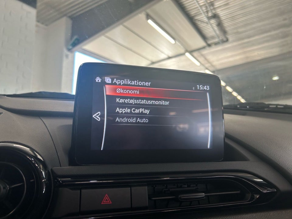 Mazda MX-5 1,5 SkyActiv-G 132 Roadster Homura 2d