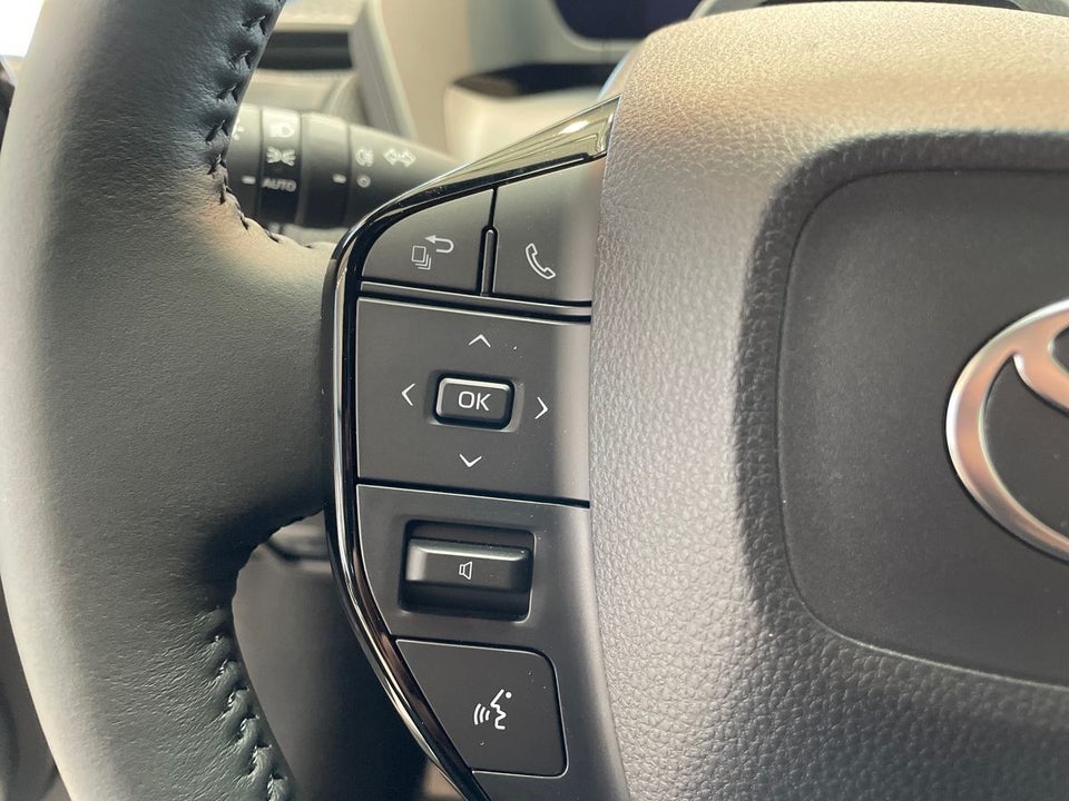 Toyota bZ4X Executive 5d