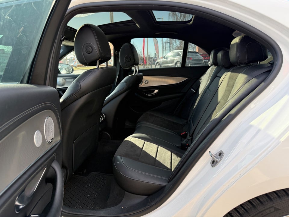 Mercedes E220 d 2,0 AMG Line aut. 4d