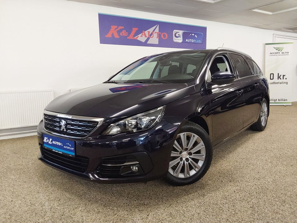 Peugeot 308 1,5 BlueHDi 130 Selection Sky SW 5d