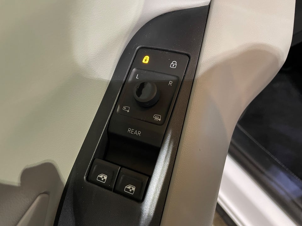 Ford Explorer 82 Select Extended Range 5d