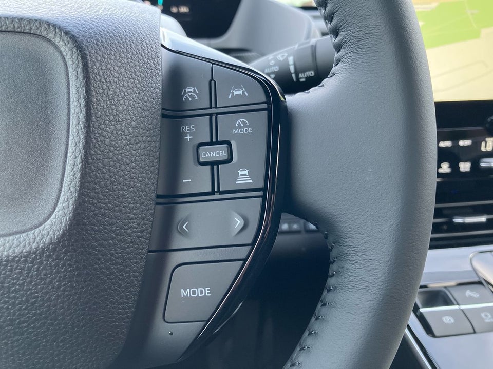 Toyota bZ4X Executive 5d