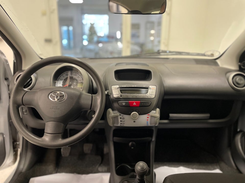 Toyota Aygo 1,0 VVT-i T1 5d